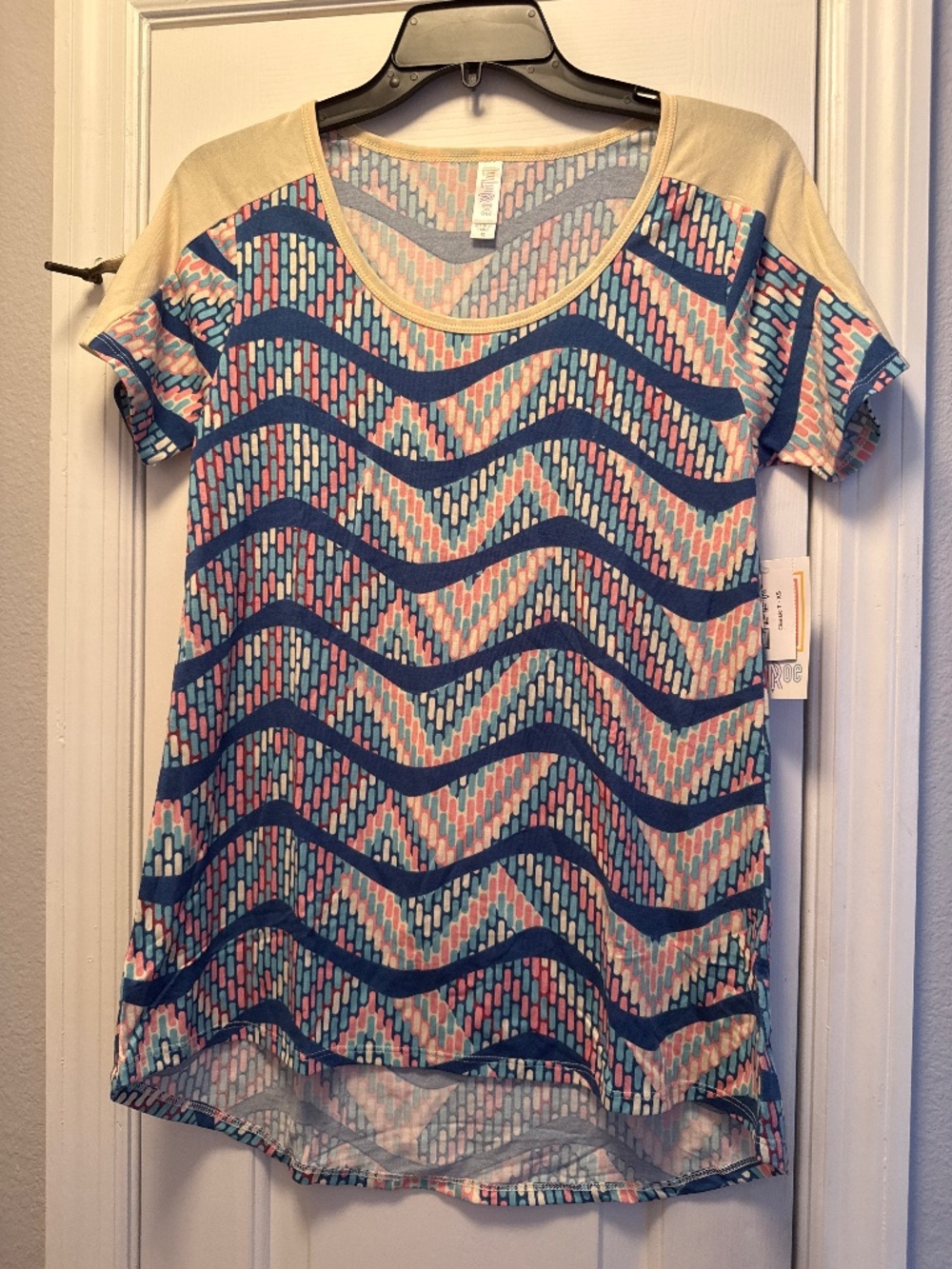 Lularoe shirt